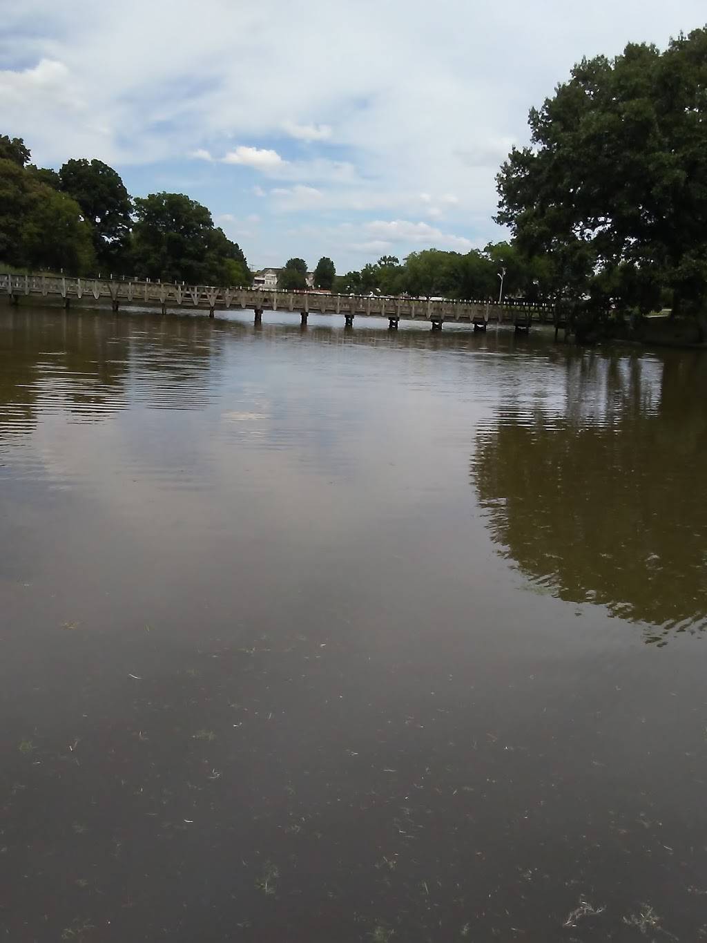 Stoutens Bear Creek Marina LLC | meal takeaway | 817 Wise Ave, Dundalk, MD 21222, USA | 4104772288 OR +1 410-477-2288