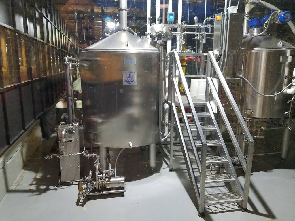 The Old Bakery Beer Company | restaurant | 400 Landmarks Blvd, Alton, IL 62002, USA | 6184631470 OR +1 618-463-1470