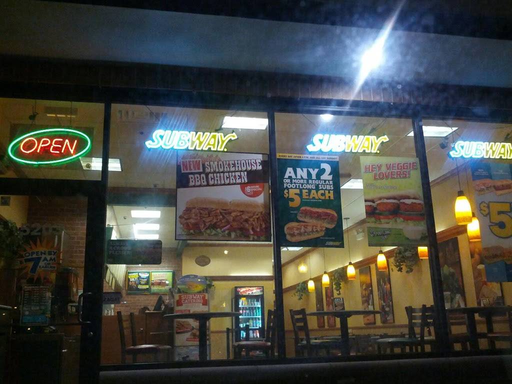Subway Restaurants | restaurant | 5203 W Fullerton Ave, Chicago, IL 60639, USA | 7738897827 OR +1 773-889-7827