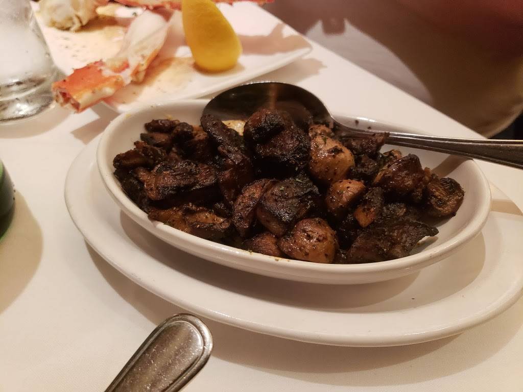 Flemings Prime Steakhouse & Wine Bar | restaurant | 15665 W Bluemound Rd, Brookfield, WI 53005, USA | 2627829463 OR +1 262-782-9463