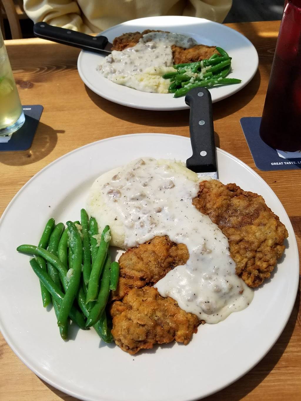 Litchfields Bar and Grill Restaurant | restaurant | 2135 Post Rd, Wells, ME 04090, USA | 2076465711 OR +1 207-646-5711