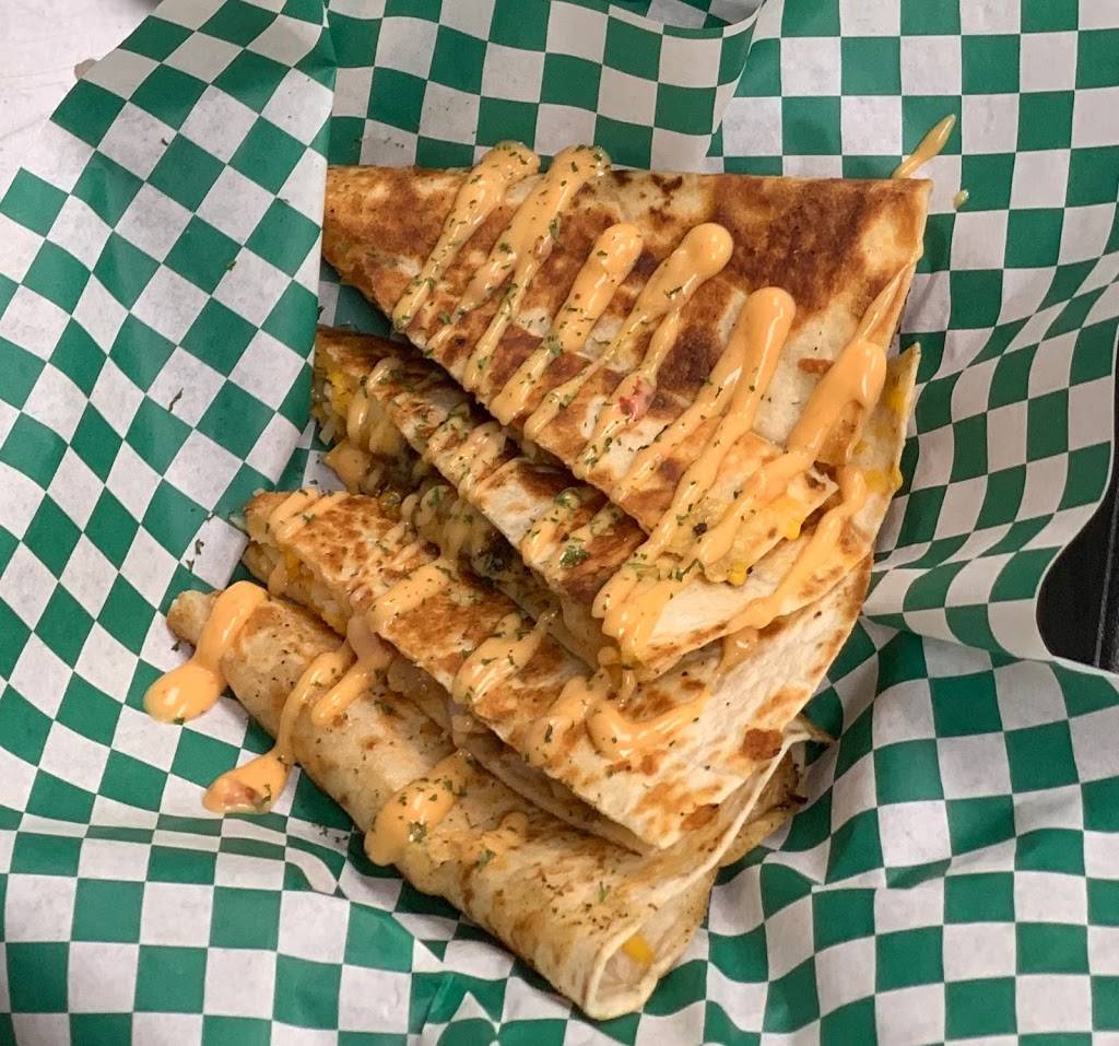 Flava House Express | restaurant | 6343 Summer Ave, Memphis, TN 38134, USA | 9012758638 OR +1 901-275-8638