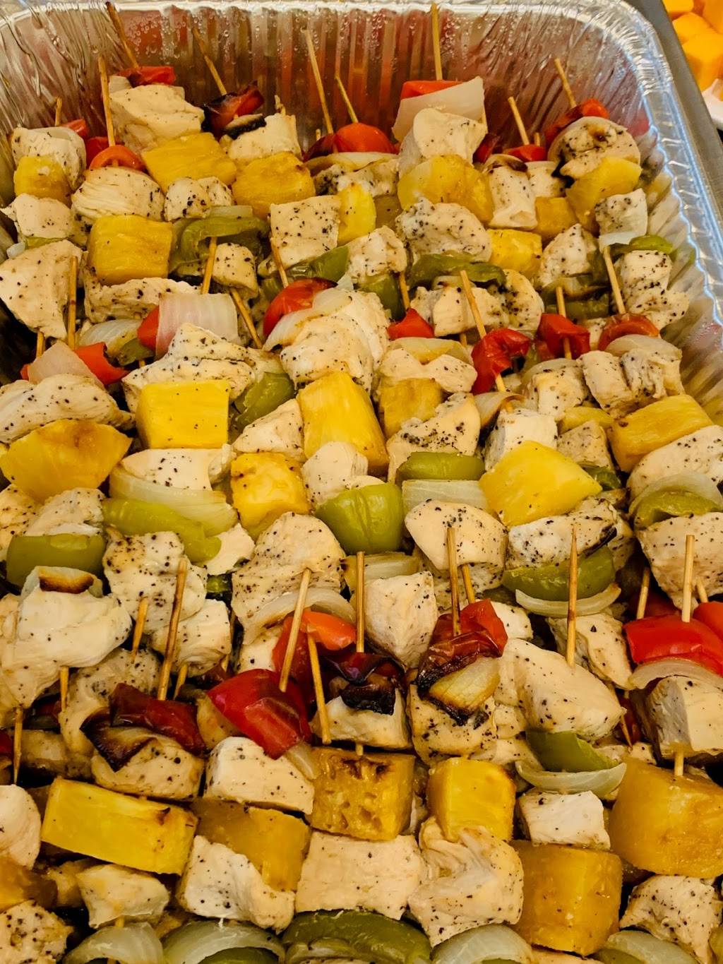 Big Mommas And Grannys Catering | restaurant | 7546 US-70, Bartlett, TN 38133, USA | 9012088125 OR +1 901-208-8125