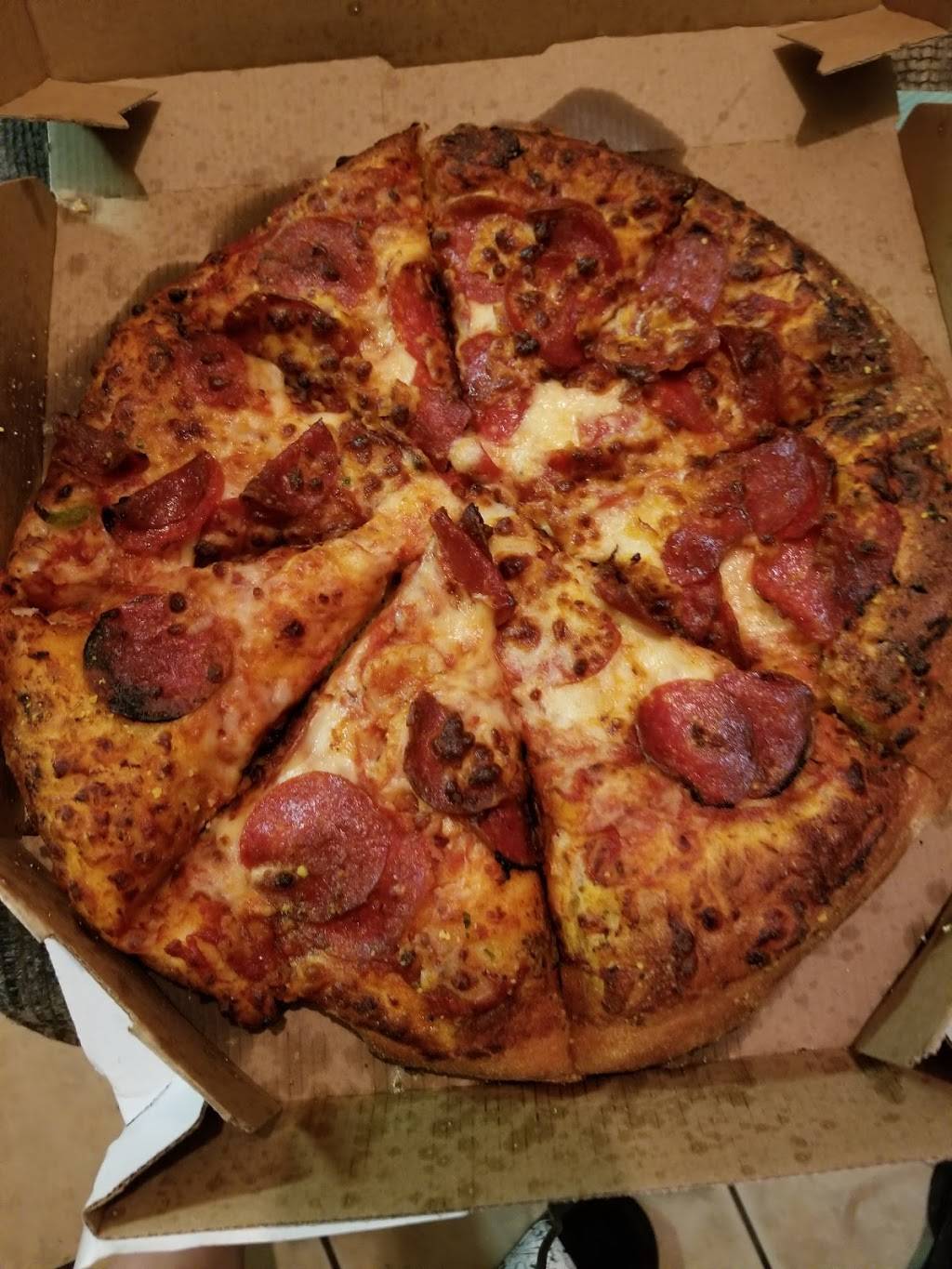 Dominos Pizza | meal delivery | 5201 S Grand Blvd, St. Louis, MO 63111, USA | 3143521400 OR +1 314-352-1400