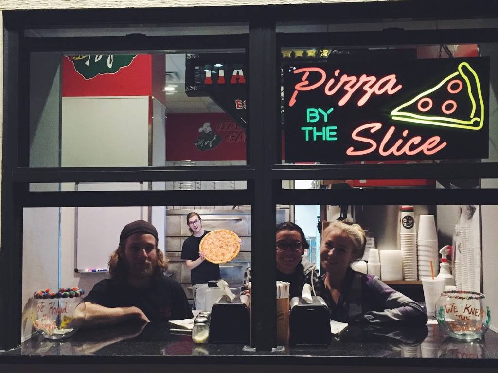 Italian Gator Pizza | restaurant | 1728 W University Ave, Gainesville, FL 32603, USA | 3523674600 OR +1 352-367-4600