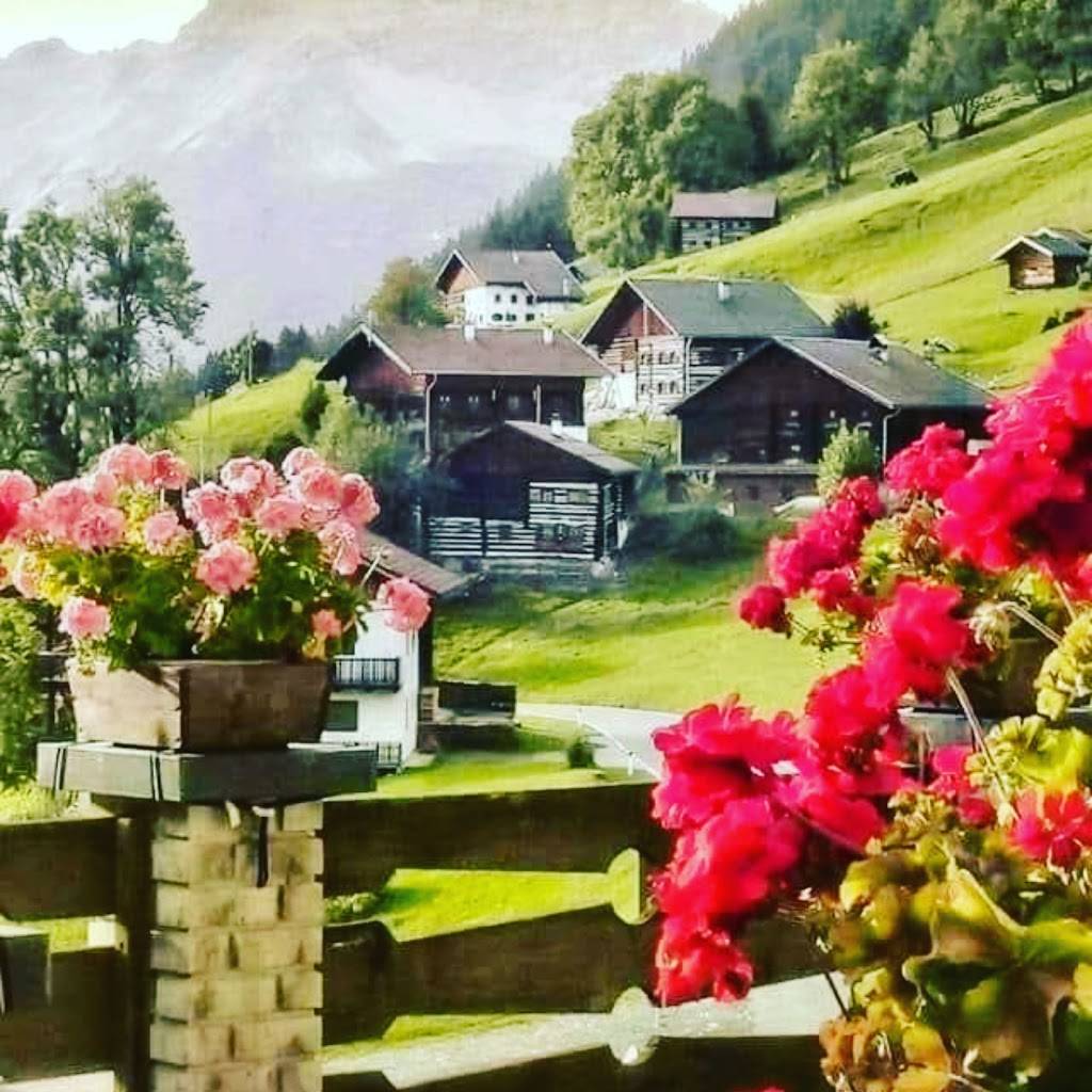 Yum Yum Donuts | bakery | 8 Olive Ave, Porterville, CA 93257, USA | 5597849717 OR +1 559-784-9717