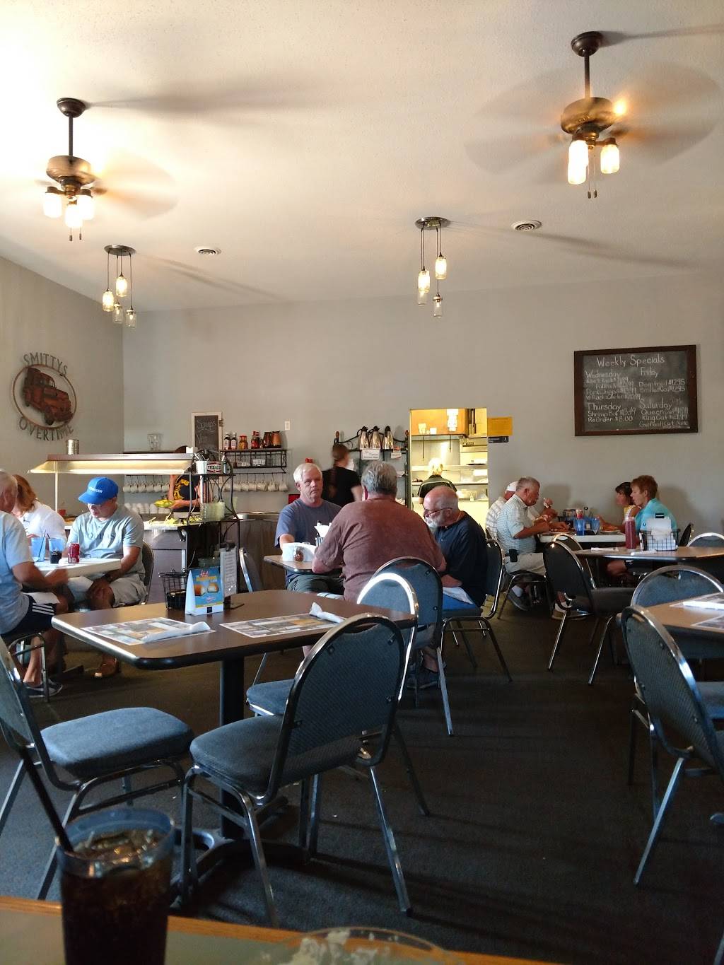 Smittys Overtime Inn | restaurant | 8293 WI-173, Tomah, WI 54660, USA | 6083725499 OR +1 608-372-5499