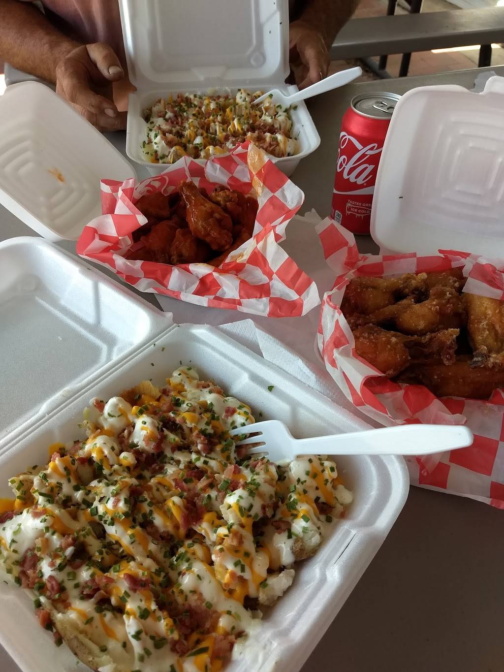 Ks Buffalo Wings | restaurant | 785 Main St, Warrenton, GA 30828, USA | 7064651377 OR +1 706-465-1377