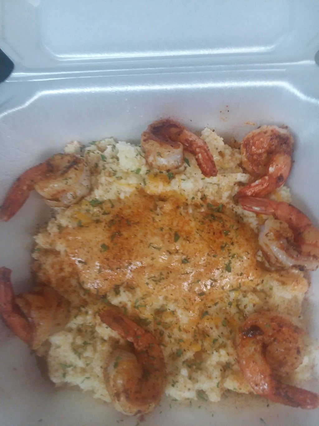 Sharkys Seafood | restaurant | 1483 US-61, Tunica, MS 38676, USA | 6625727046 OR +1 662-572-7046