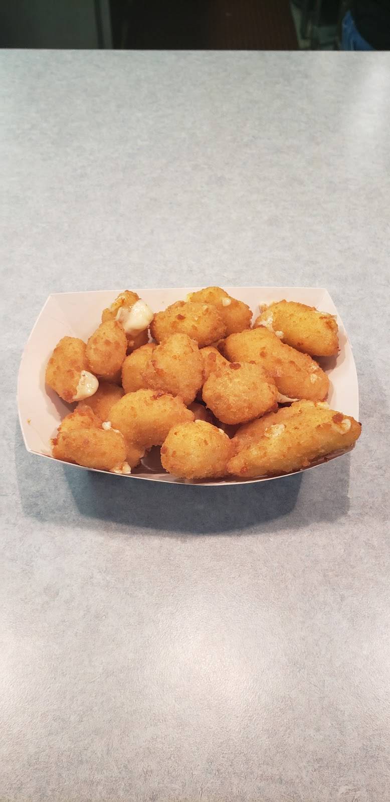 The Bolt Drive-In | restaurant | 624 S Des Moines St, Odebolt, IA 51458, USA | 7126682286 OR +1 712-668-2286