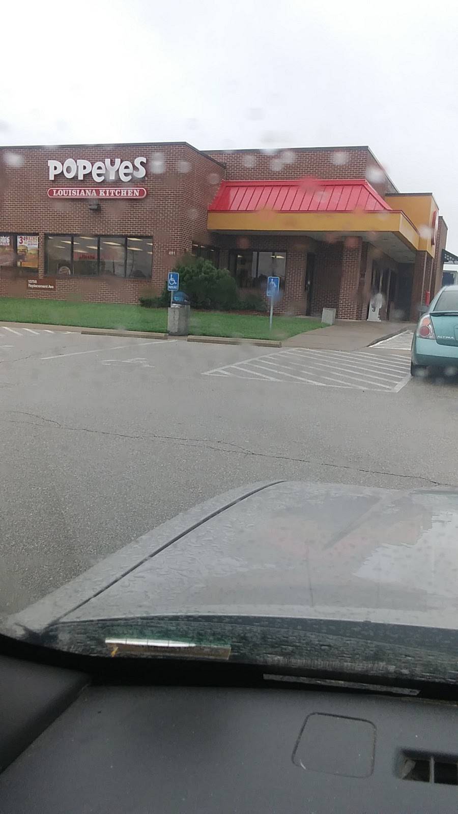 Popeyes Chicken | restaurant | 266 Constitution Ave, Fort Leonard Wood, MO 65473, USA | 5733296051 OR +1 573-329-6051