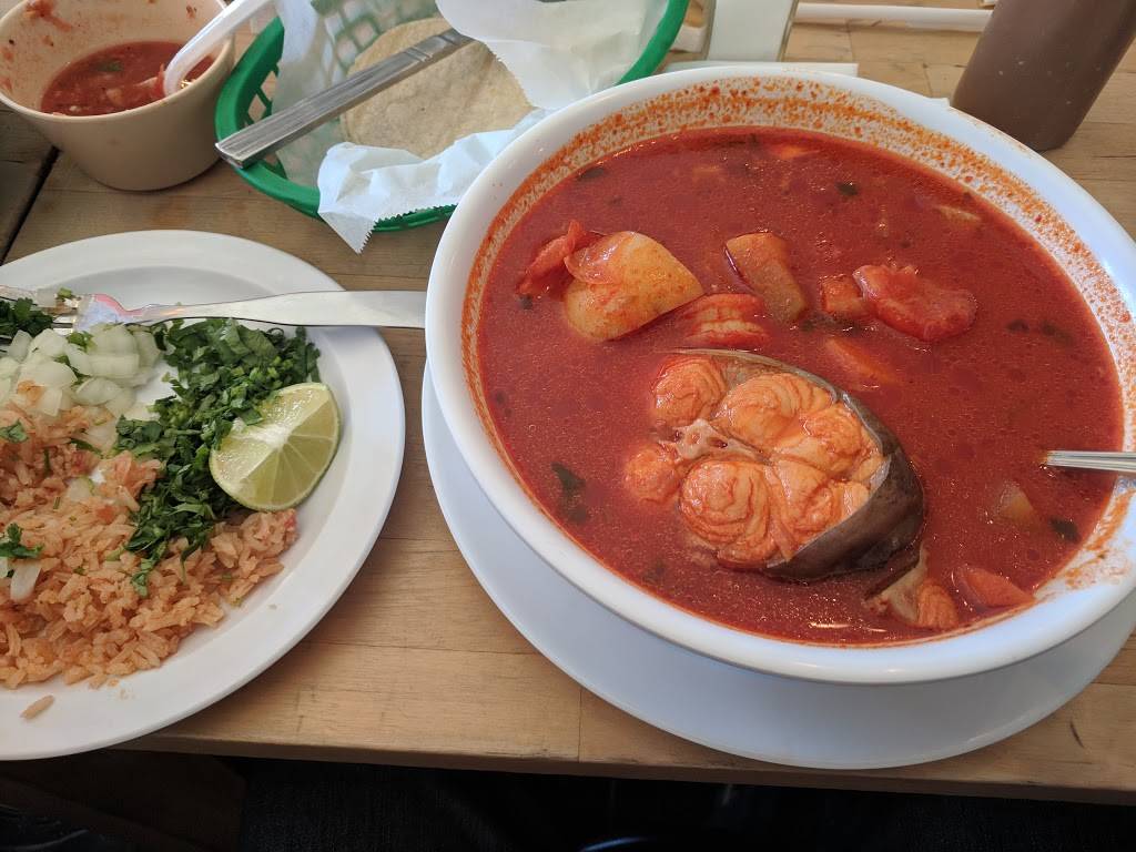 Doña Mago | restaurant | 301 S Van Ness Ave, San Francisco, CA 94103, USA | 4155738586 OR +1 415-573-8586