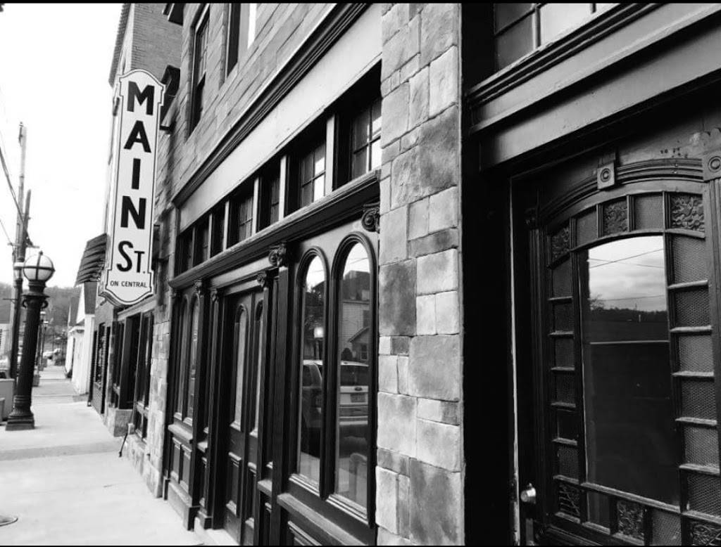 Main Street on Central | restaurant | 646 Central Ave, Barboursville, WV 25504, USA | 3049555109 OR +1 304-955-5109
