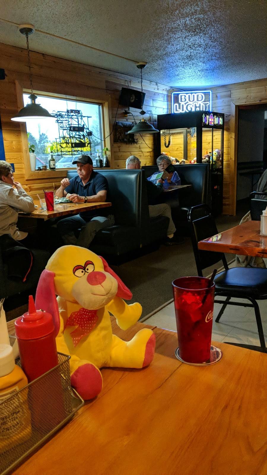 Harpos Saloon | restaurant | 21560 Co Rd 3, Merrifield, MN 56465, USA | 2188290816 OR +1 218-829-0816