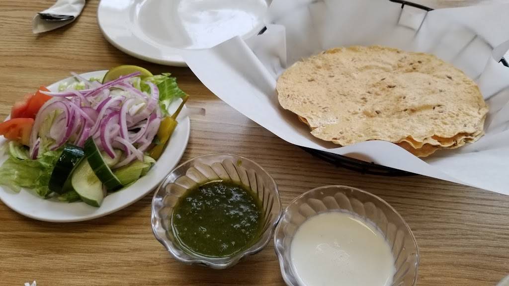 Anmol Restaurant Milwaukee | restaurant | 711 W Historic Mitchell St, Milwaukee, WI 53204, USA | 4146727878 OR +1 414-672-7878