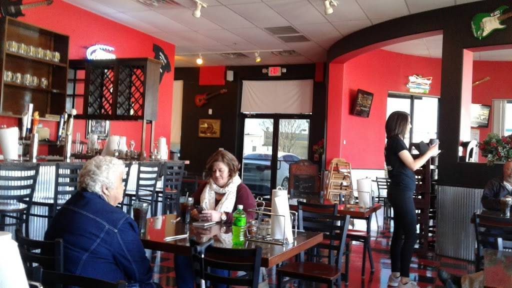 Woodys Pizza | restaurant | 2400 Madison St, Clarksville, TN 37043, USA | 9318026003 OR +1 931-802-6003