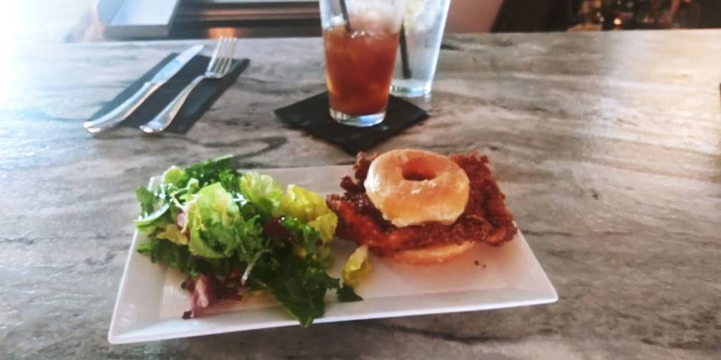 Thee Tree House | restaurant | 1809 W Platt St, Tampa, FL 33606, USA | 8138555778 OR +1 813-855-5778