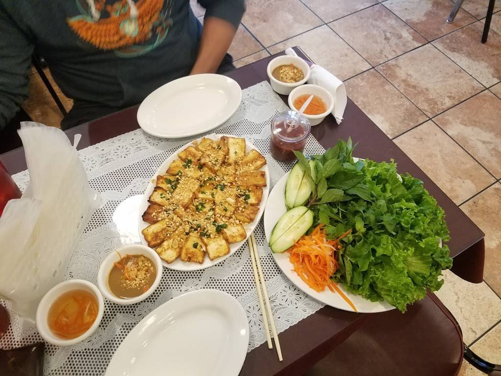 Sai Gòn Café | restaurant | 1575 Manheim Pike, Lancaster, PA 17601, USA | 7175097008 OR +1 717-509-7008