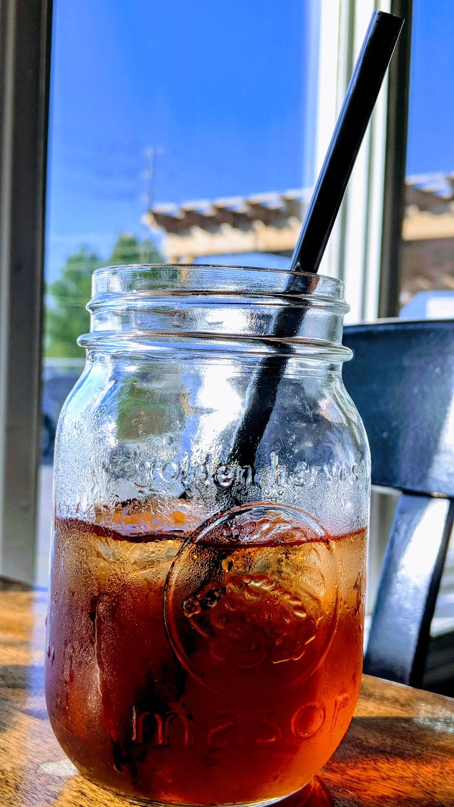 Royals Restaurant | restaurant | 6152 Perth St, Richmond, ON K0A 2Z0, Canada | 6138382222 OR +1 613-838-2222