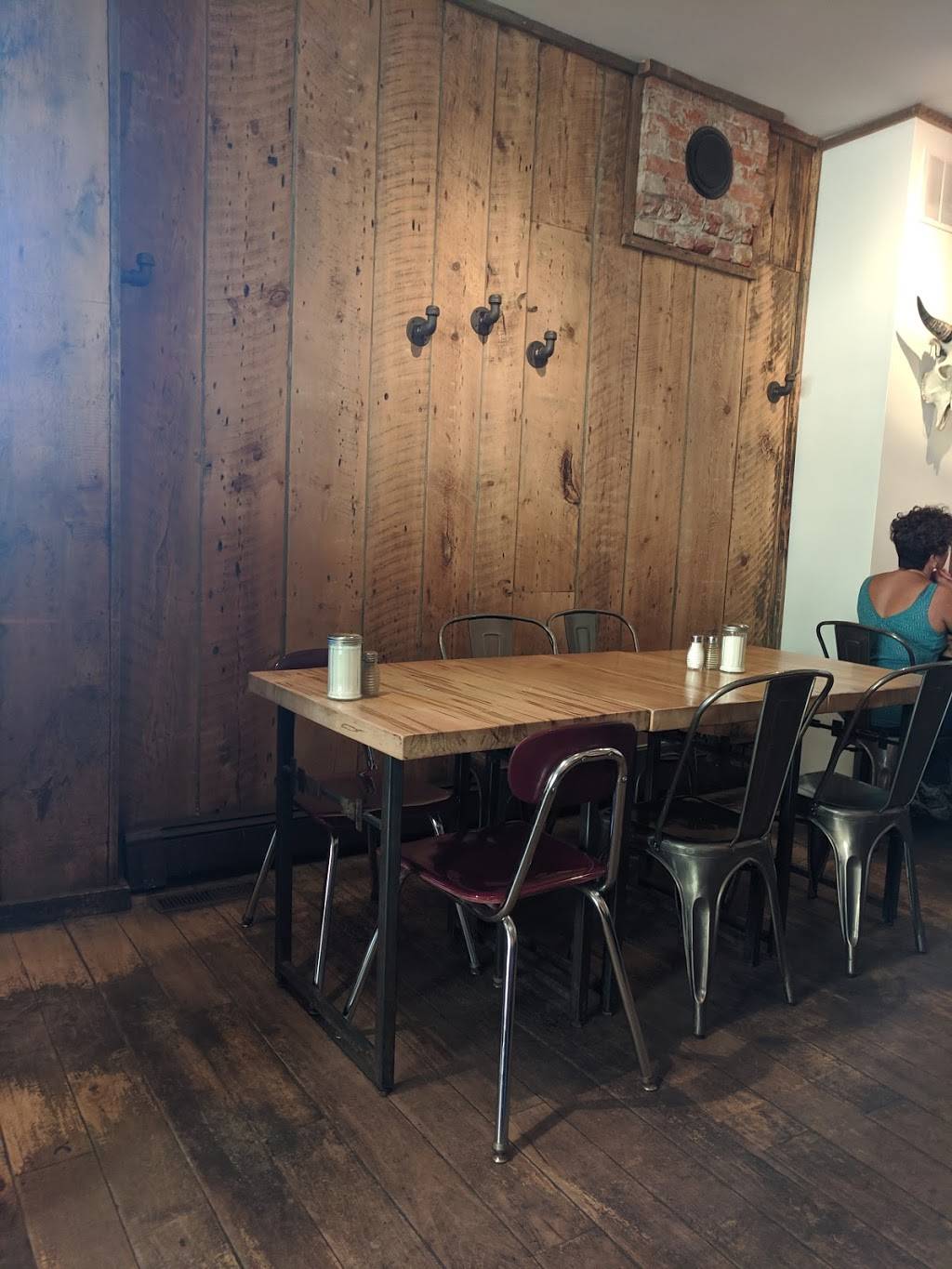 Two Dishes Cookshop | restaurant | 261 Charlotte St, Peterborough, ON K9J 2V4, Canada | 7057752650 OR +1 705-775-2650