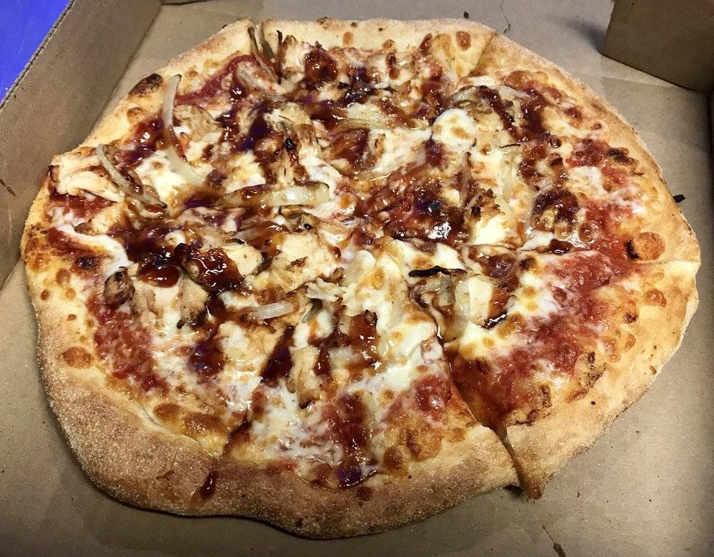 The Circle Pizza | restaurant | 356 Chestnut Hill Ave, Brighton, MA 02135, USA | 6174878868 OR +1 617-487-8868