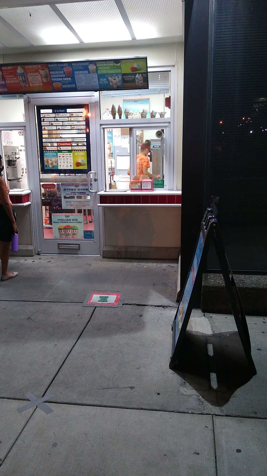 Ritas Italian Ice & Frozen Custard | restaurant | 3712 Fifth Ave, South Oakland, PA 15213, USA | 4126216423 OR +1 412-621-6423