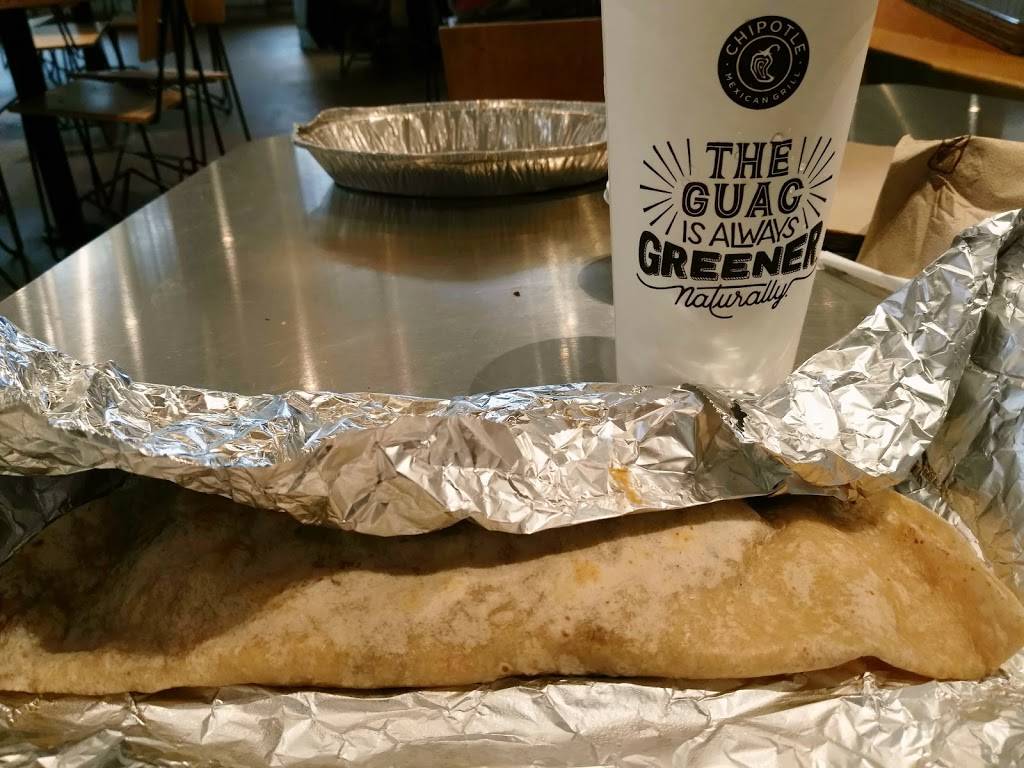 Chipotle Mexican Grill | restaurant | 11939 Grand Commons Ave, Fairfax, VA 22030, USA | 7032227344 OR +1 703-222-7344