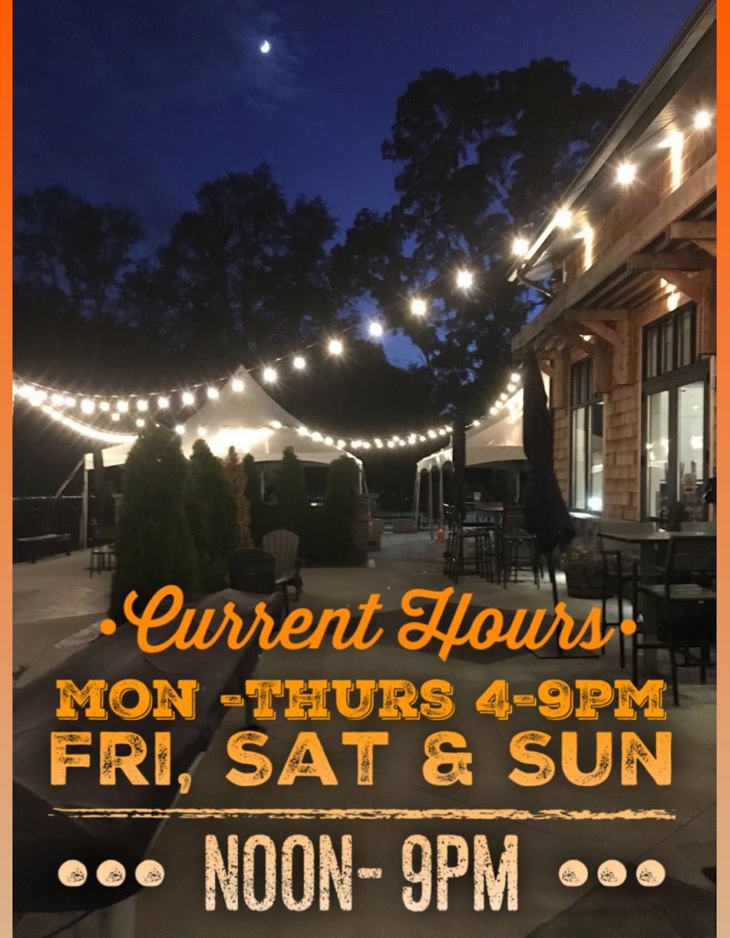 Latitude 42 Brewing Company Oshtemo | restaurant | 6101 W Main St, Kalamazoo, MI 49009, USA | 2697757242 OR +1 269-775-7242