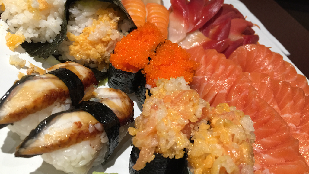 Mika Sushi | restaurant | 575 River Glen Blvd, Oakville, ON L6H 6X6, Canada | 9052571288 OR +1 905-257-1288