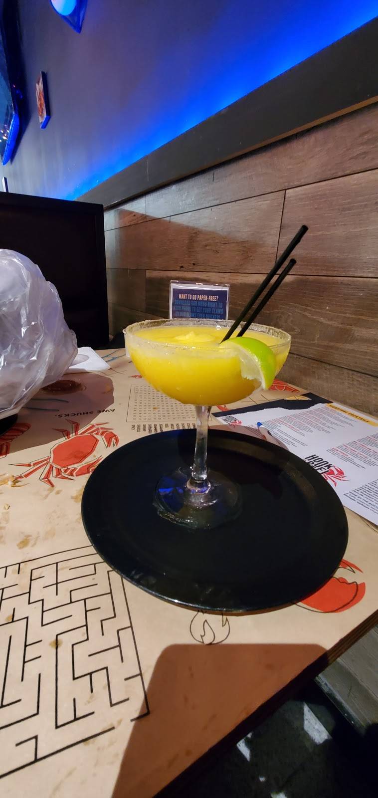 Hook & Reel Cajun Seafood & Bar | restaurant | 200 Passaic Ave, Kearny, NJ 07032, USA | 2016282996 OR +1 201-628-2996