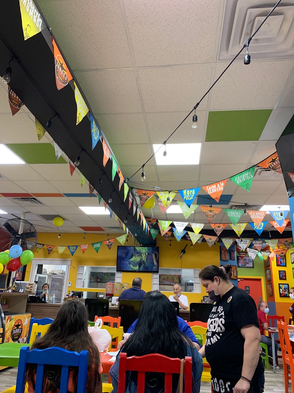 TARDES CALEÑAS Y MÁS | restaurant | 9941 SW 142nd Ave, Miami, FL 33186, USA | 3053831033 OR +1 305-383-1033