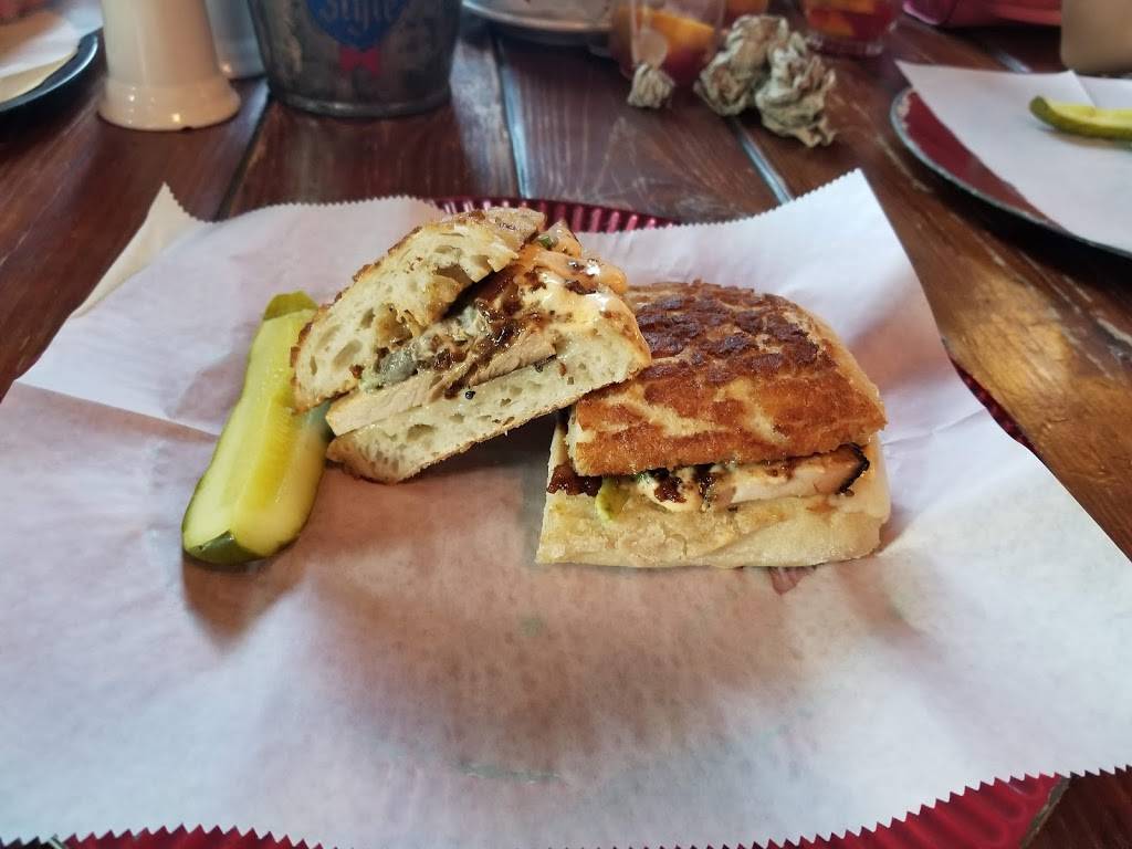 The Cabin At Judy Creek | restaurant | 3730 S State Rte 157, Edwardsville, IL 62025, USA | 6182058556 OR +1 618-205-8556