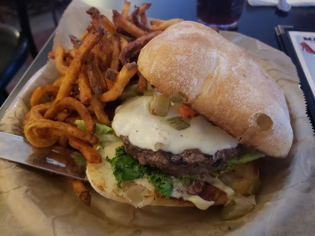 Hamburger Marys | restaurant | 5400 N Clark St, Chicago, IL 60640, USA | 7737846969 OR +1 773-784-6969