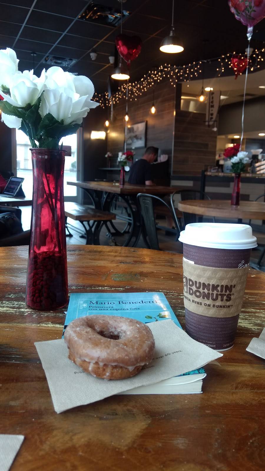 Dunkin | bakery | 5401 N Mesa St, El Paso, TX 79912, USA | 9153040771 OR +1 915-304-0771