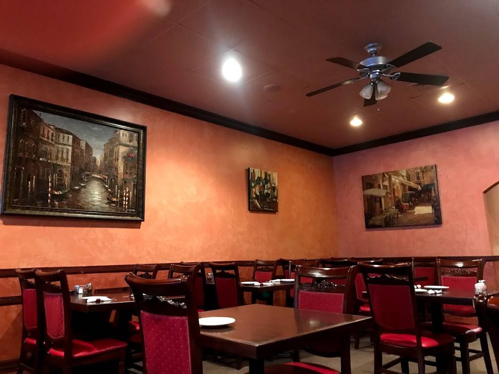 Vinnys Restaurant & Pizza | restaurant | 152 E Main St, Torrington, CT 06790, USA | 8604825551 OR +1 860-482-5551