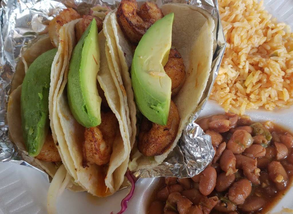 Bullritos Briar Forest | restaurant | 1635 Eldridge Pkwy S #600, Houston, TX 77077, USA | 2817597482 OR +1 281-759-7482