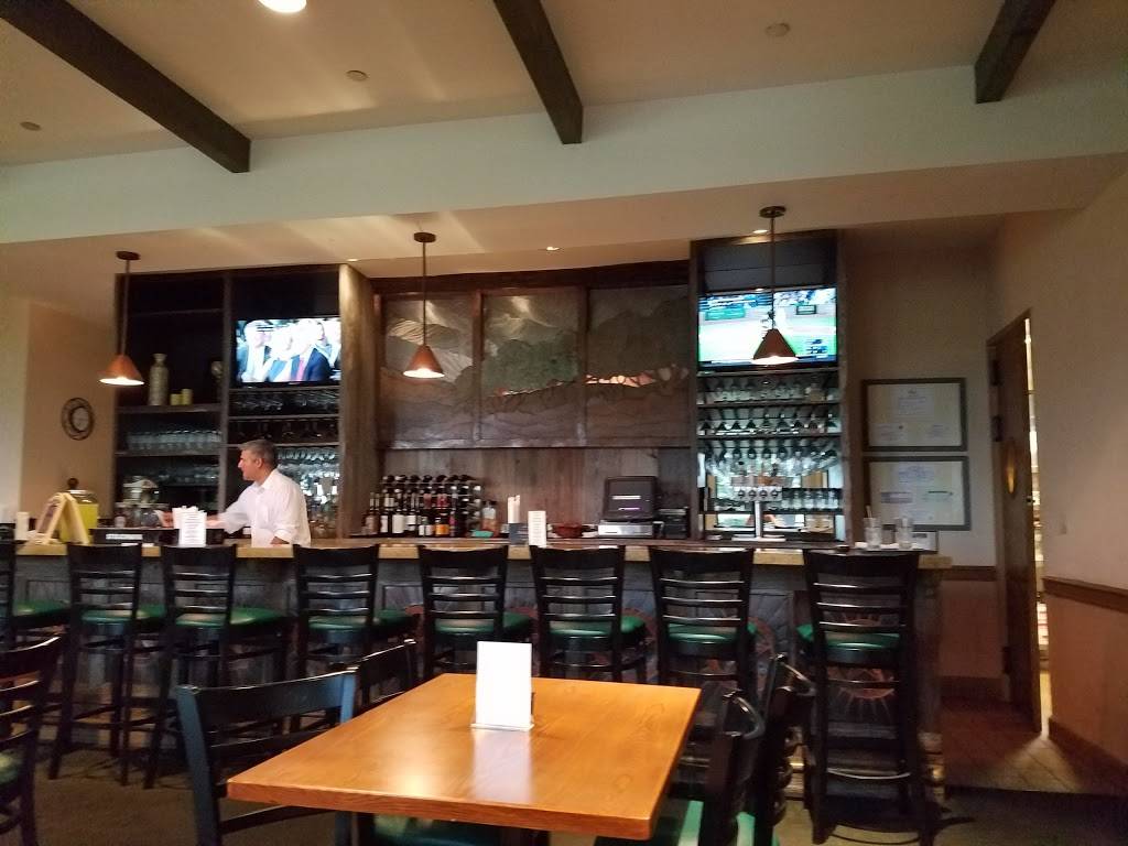 Legacy Hills Grille | restaurant | 301 Del Webb Blvd, Georgetown, TX 78633, USA | 5126885213 OR +1 512-688-5213