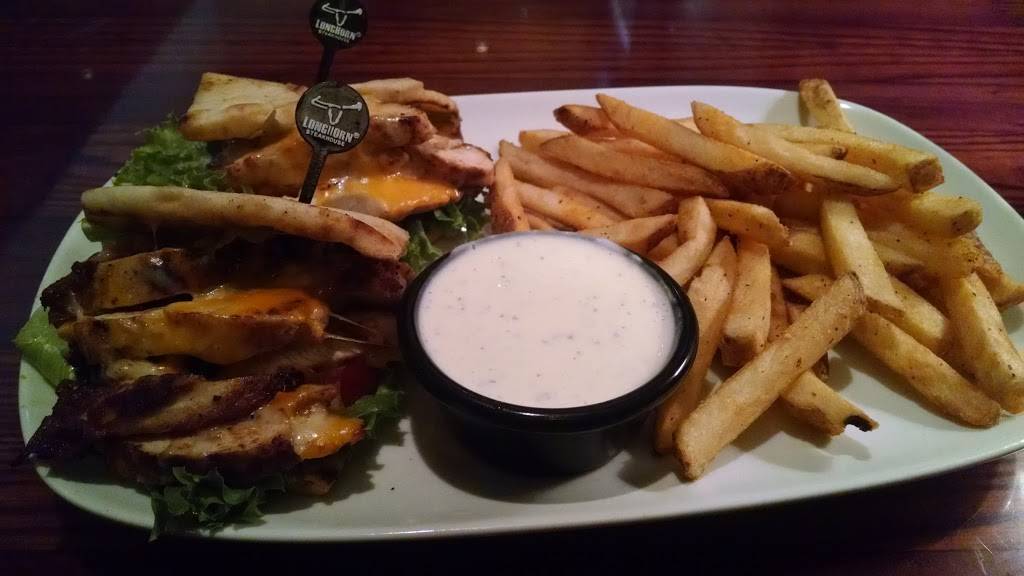 LongHorn Steakhouse | meal takeaway | 1375 Riverstone Pkwy, Canton, GA 30114, USA | 7703454511 OR +1 770-345-4511