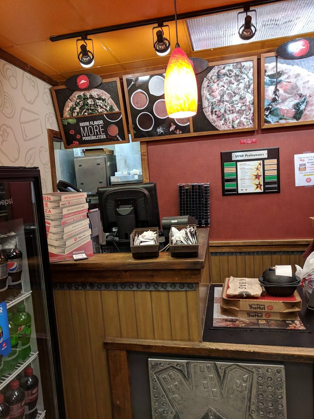 Pizza Hut | restaurant | 5263 Ehrlich Rd, Tampa, FL 33624, USA | 8139633232 OR +1 813-963-3232