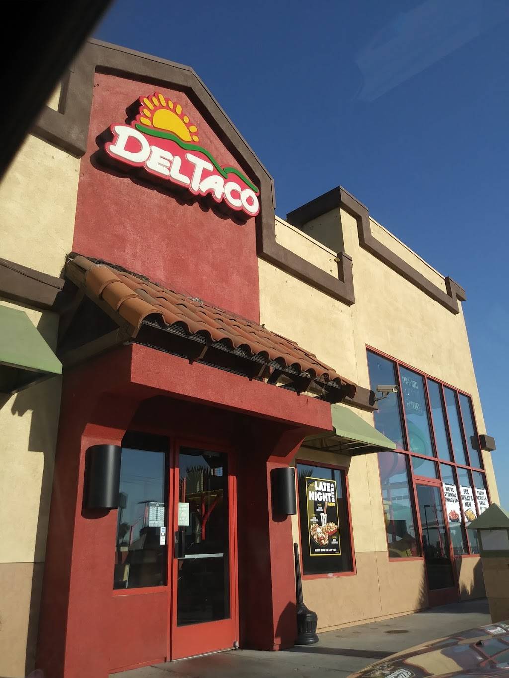 Del Taco | meal takeaway | 29025 Plaza Dr, Santa Nella, CA 95322, USA | 2098273605 OR +1 209-827-3605