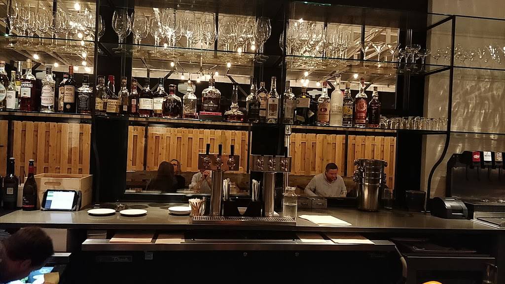 Aventine Rome | restaurant | 401 W 3rd St SW, Rome, GA 30165, USA | 7064134211 OR +1 706-413-4211