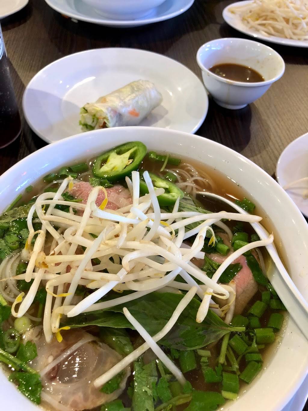 Maison de Pho | restaurant | 26861 Trabuco Rd Suite D & E, Mission Viejo, CA 92691, USA | 9492817891 OR +1 949-281-7891