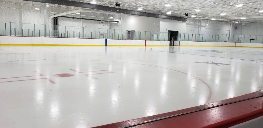 Hinsdale Lake Commons | shopping mall | 6300 Kingery Hwy, Willowbrook, IL 60527, USA | 6306452800 OR +1 630-645-2800