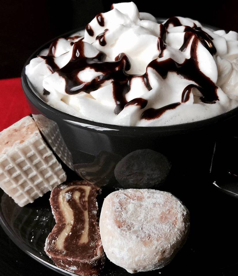 Oloman Cafe | cafe | 10215 Joseph Campau Ave, Hamtramck, MI 48212, USA | 3138005089 OR +1 313-800-5089