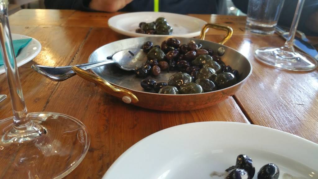 Capocaccia Trattoria | restaurant | 1366 Yonge St, Toronto, ON M4T 3A7, Canada | 4169213141 OR +1 416-921-3141