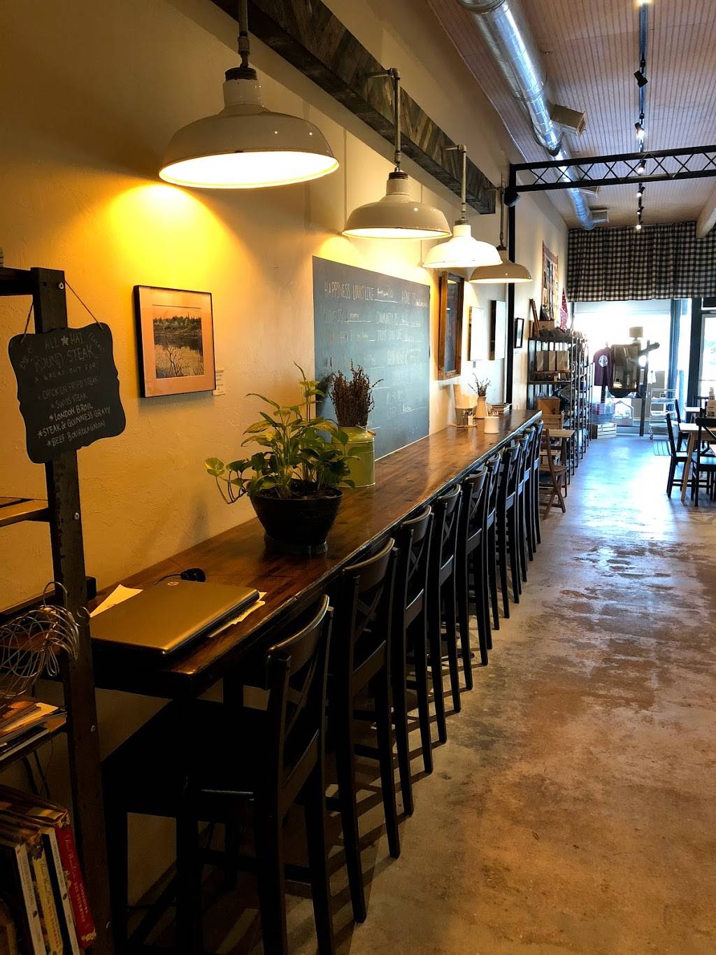 116 Farmstead Market & Table | restaurant | 116 S Main St, Luther, OK 73054, USA | 4052346042 OR +1 405-234-6042