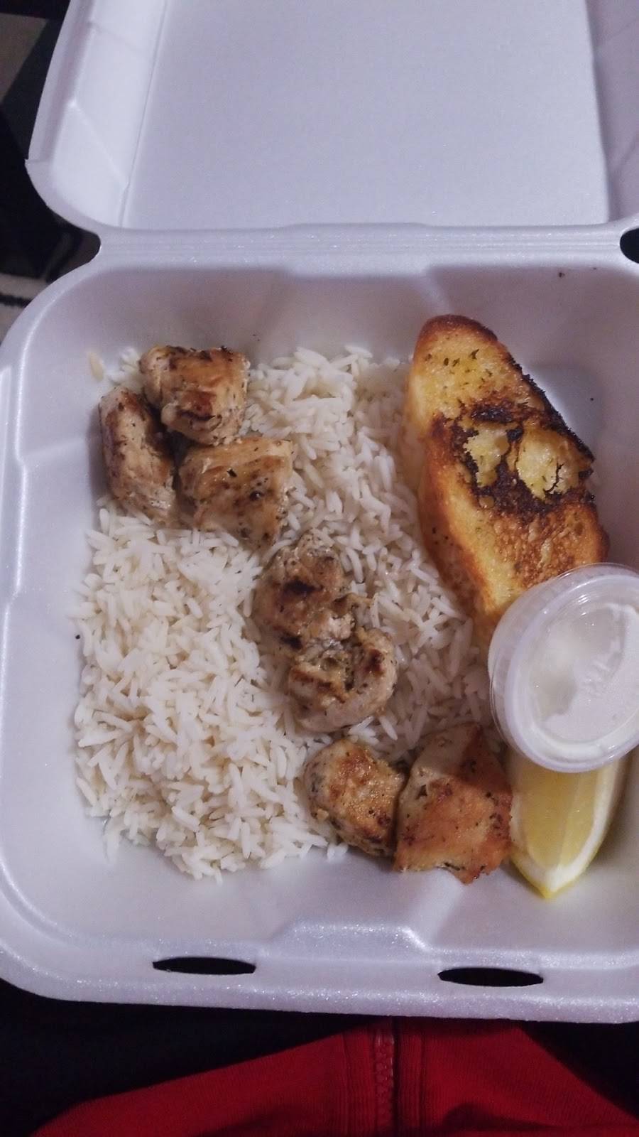 Lucky Dice Restaurant | restaurant | 2868 Lake Shore Blvd W, Etobicoke, ON M8V 1J2, Canada | 4162514033 OR +1 416-251-4033