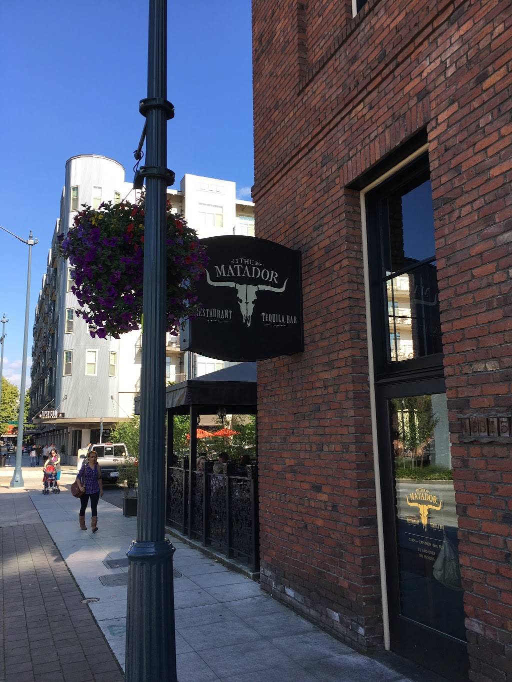 The Matador | restaurant | 7824 NE Leary Way, Redmond, WA 98052, USA | 4258832855 OR +1 425-883-2855