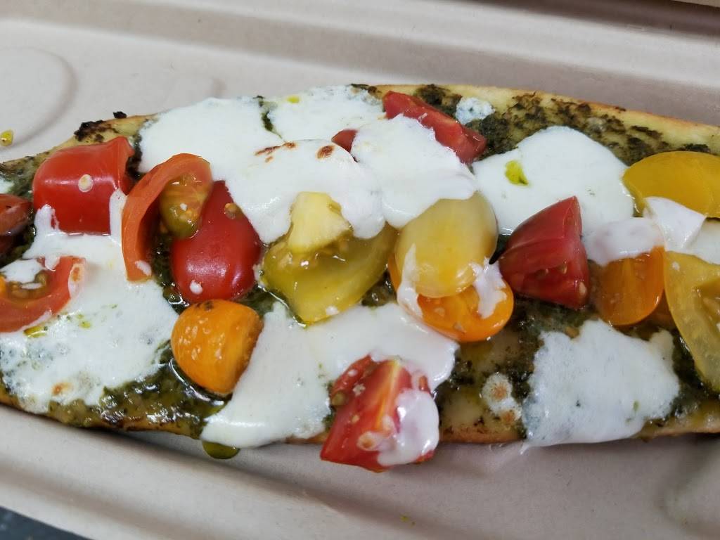 Ryans Urban Bistro | restaurant | 10300 Johns Creek Rd, Loami, IL 62661, USA | 2174143659 OR +1 217-414-3659