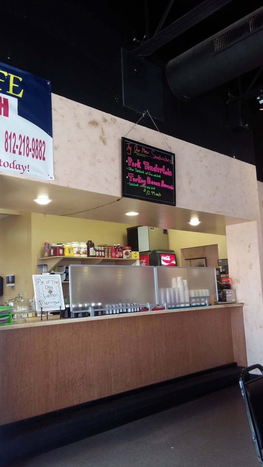 Strickers Cafe | restaurant | 2781 Jefferson Centre Way, Jeffersonville, IN 47130, USA | 8122189882 OR +1 812-218-9882